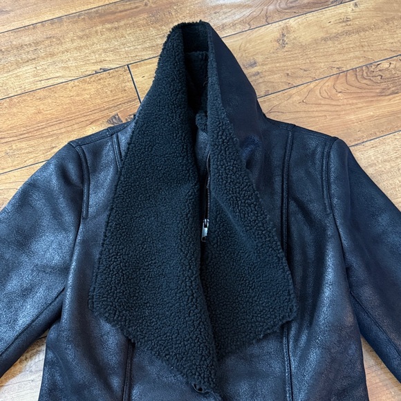 Soia & Kyo Women's Black Shearling Jacket - Picture 4 of 13